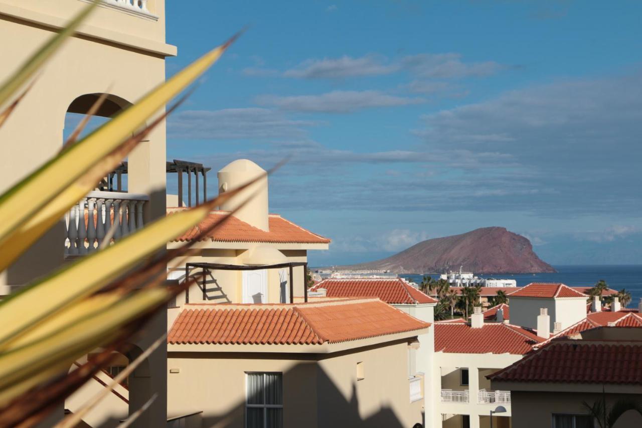 Golf View Apartment - Stunning Ocean View Golf Del Sur San Miguel de Abona Exteriör bild