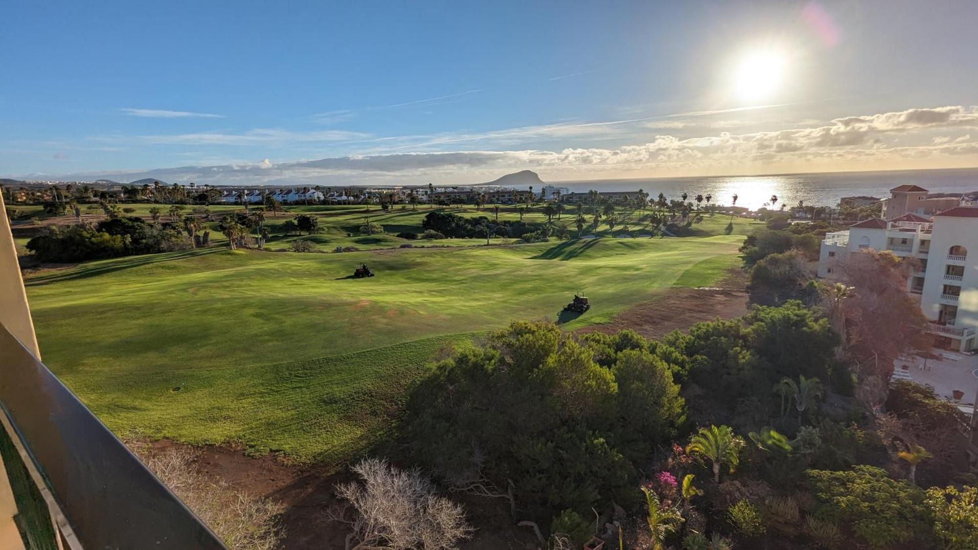 Golf View Apartment - Stunning Ocean View Golf Del Sur San Miguel de Abona Exteriör bild